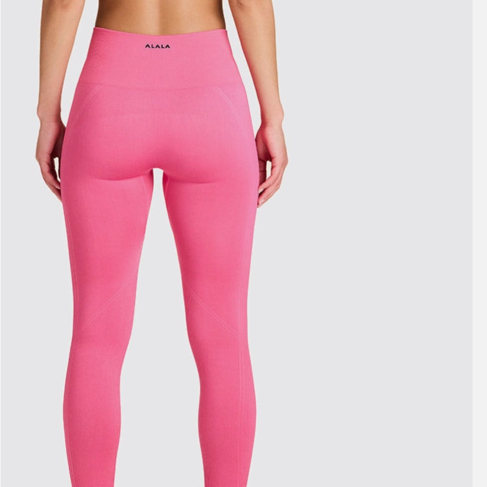 Alala size XS pink seamless leggings. Perfect condition